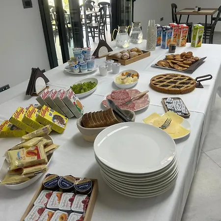 Machiavelli לינה וארוחת בוקר